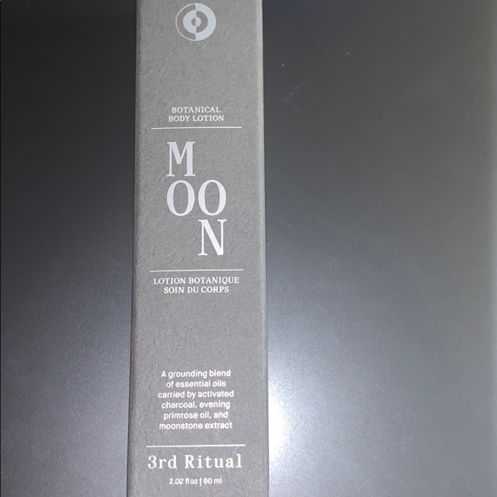 Botanical body lotion Moon